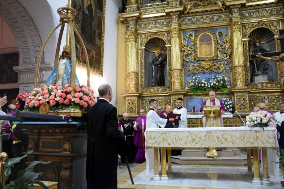 L'omaggio di Sassari alla Madonna delle Grazie negli anni scorsi - Arcidiocesi di Sassari