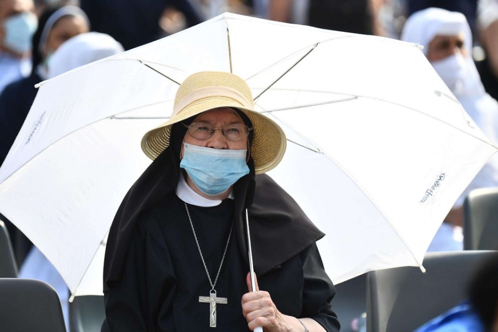 A Genova la Messa per l'ordinazione episcopale e l'ingresso in diocesi dell'arcivescovo Tasca - Ansa