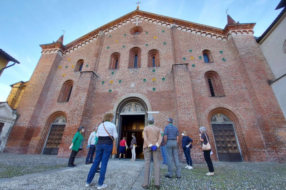La parrocchia di Santa Maria Rossa nel quartiere di Crescenzago alla periferia di Milano - Avvenire