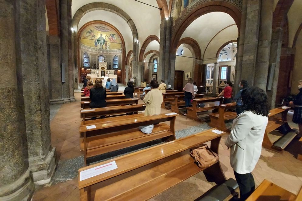 La prima Messa "pubblica" nella Basilica di San Babila a Milano - Avvenire