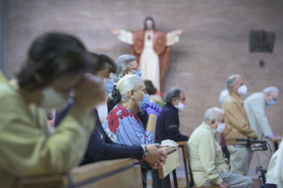 Una Messa seguendo le misure anti-Covid frutto dell'intesa fra Cei e governo - Siciliani