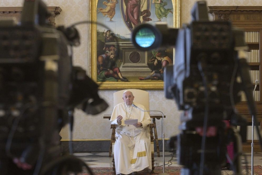Il Papa durante l'Udienza trasmessa in streaming - Ansa / Vatican Media