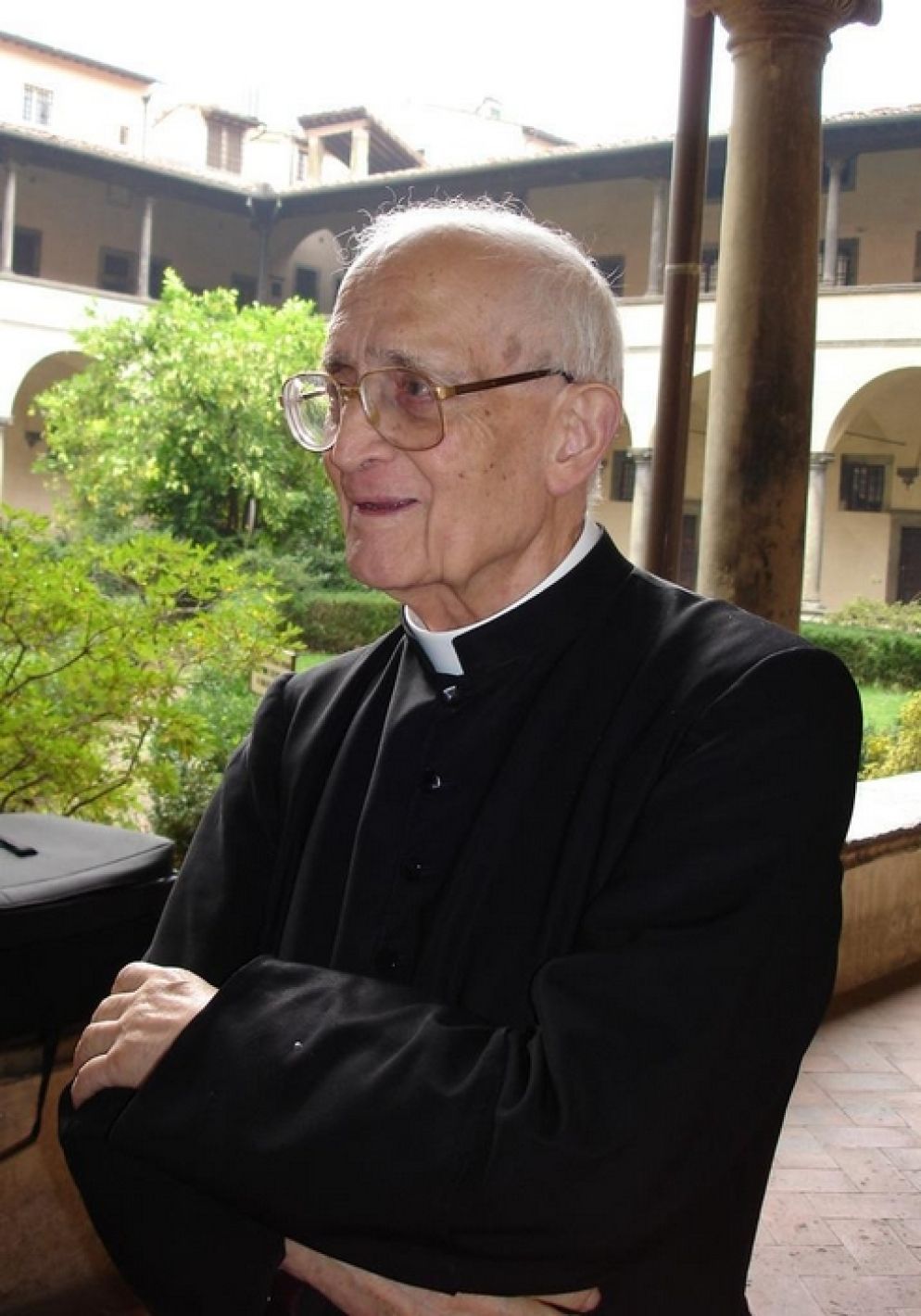 Il prete fiorentino don Angiolo Livi - Ansa