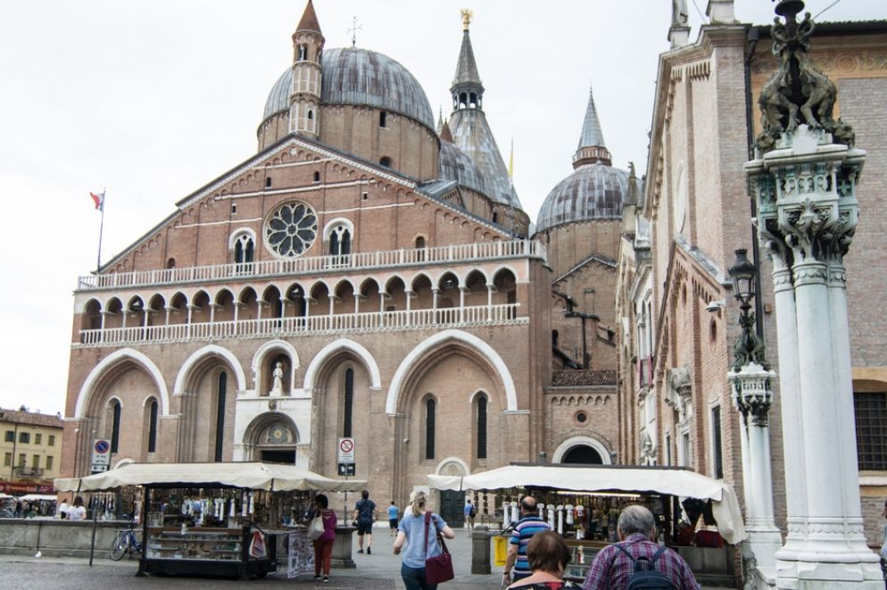 La Basilica di Sant'Antonio a Padova - Giorgio Boato