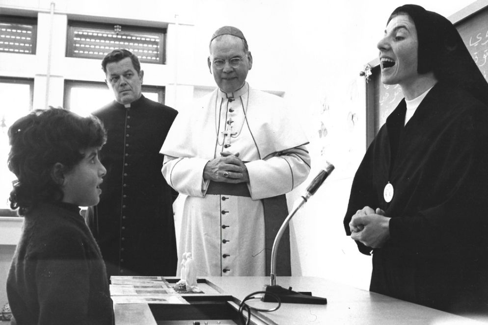 I primi alunni all'apertura dell'istituto Effetà a Betlemme 50 anni fa - Istituto Effetà