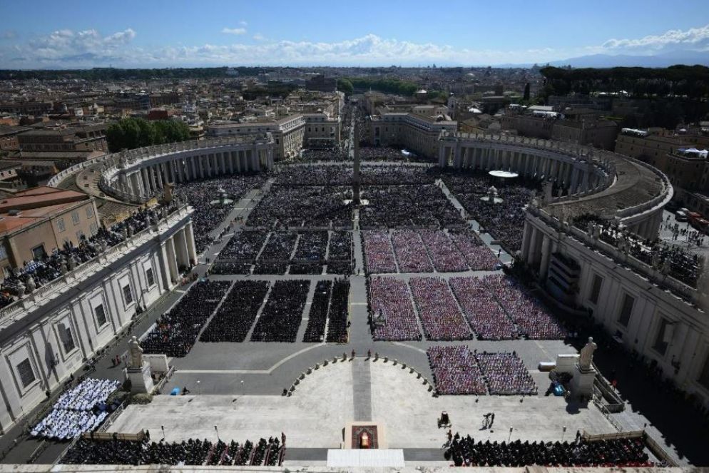 La vista dall'alto di piazza San Pietro - .