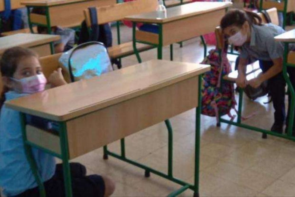 Beirut. Alunni della scuola dei Frères (i Fratelli delle scuole cristiane) a Furn el-Chebbak, periferia di Beirut - Social da Beirut