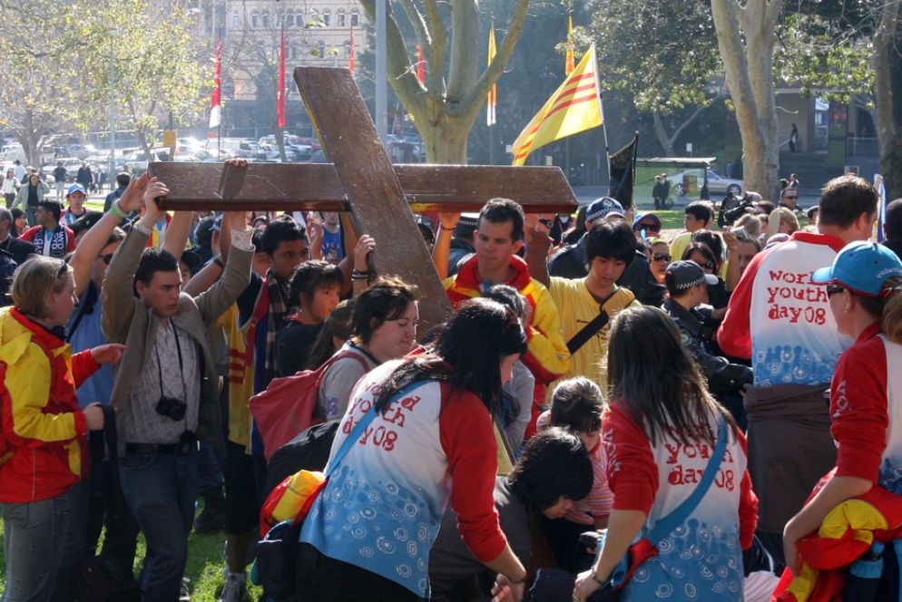 Giovani a Sydney durante la Gmg del 2008 - Siciliani