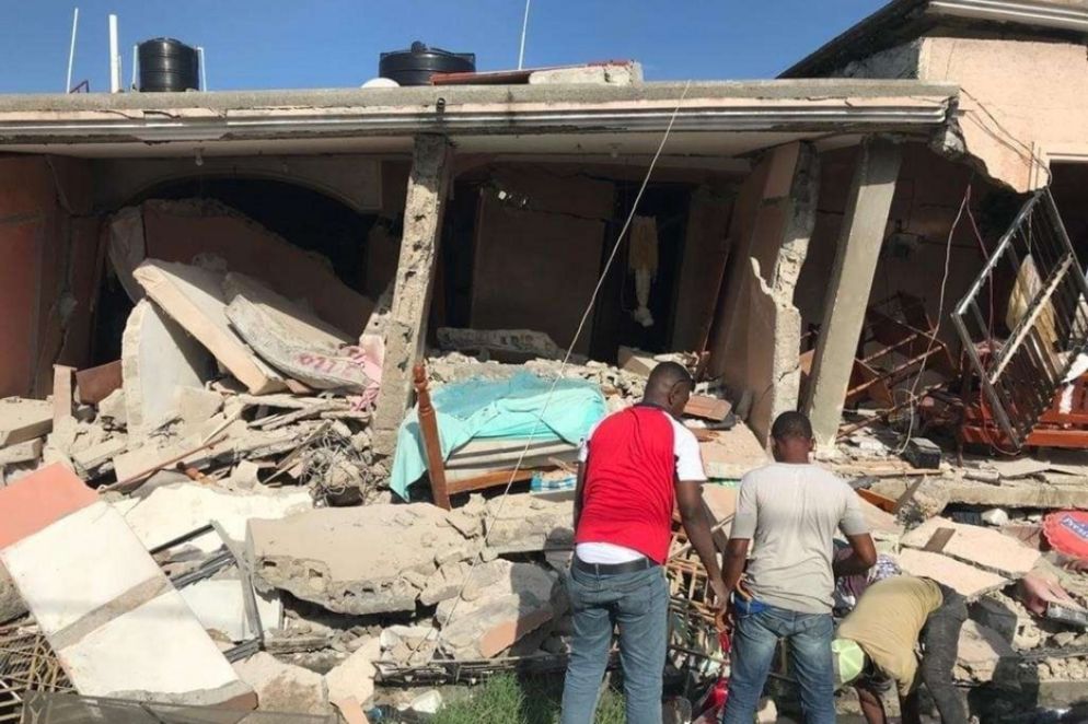 Il terremoto ha fatto danni - Collaboratori