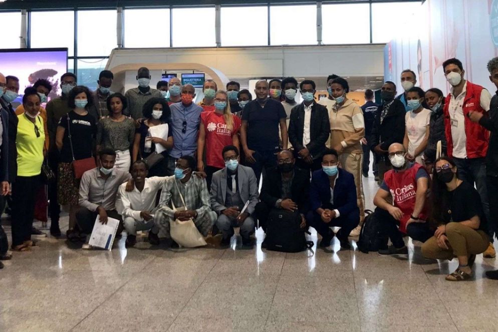 Il gruppo dei giovani rifugiati arrivati in Italia con i corridoi universitari - Ufficio stampa Caritas