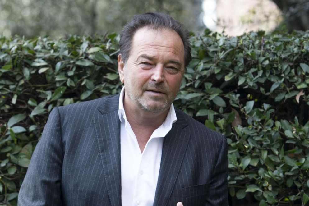 Sebastiano Somma attore, 59 anni, Roma - .