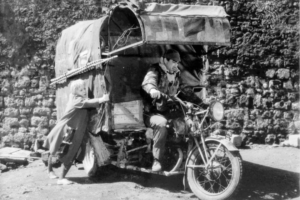 Dal film "La Strada" 1954 di Federico Fellini. Nella foto: Anthony Quinn e Giulietta Masina - Archivio Avvenire