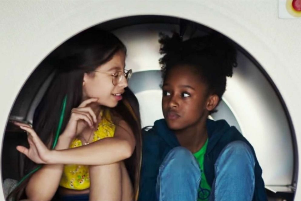 Amy con una compagna di ballo - .