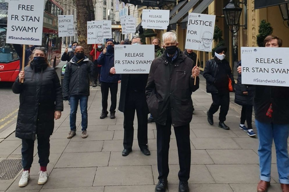 Manifestazione di solidarietà a Londra