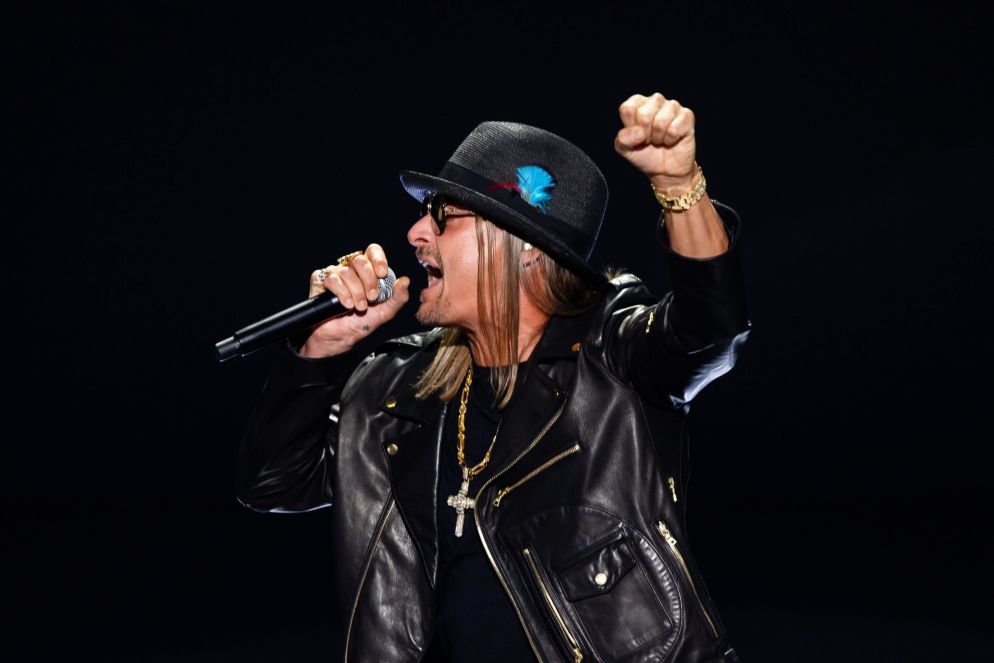 Il cantante Kid Rock sul palco