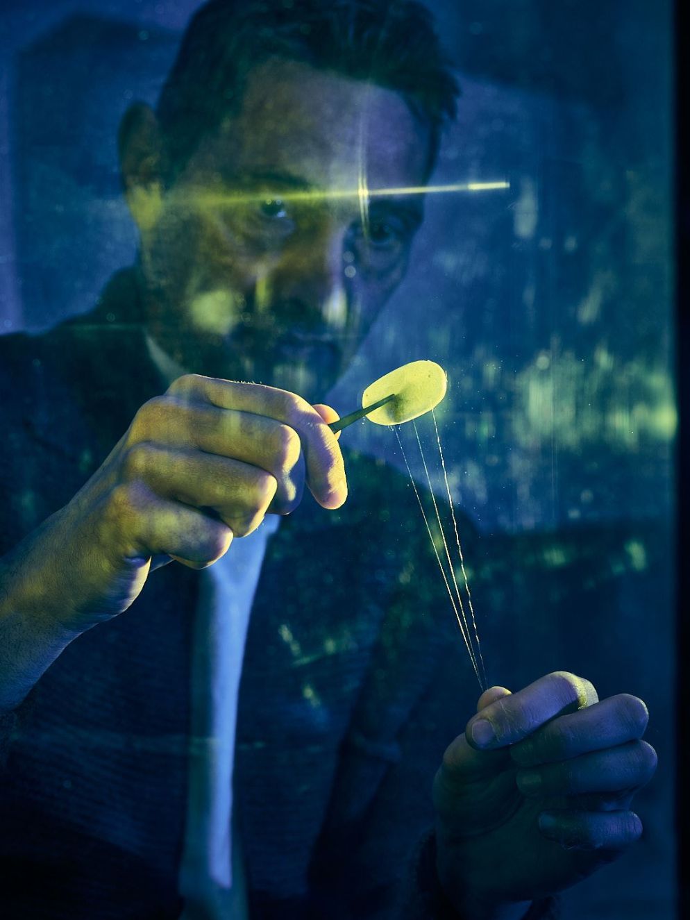 Bave di fibroina a seguito del processo di bollitura dei bachi da seta per la rimozione della sericina. Il progetto RITESSE vuole dimostrare come la sericina può essere recuperata in modo sistematico e utilizzata per produrre materiali ad alto contenuto tecnologico.