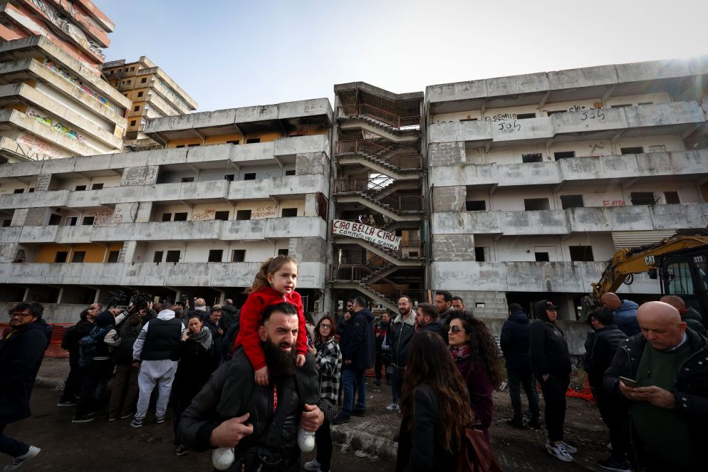 Il quartiere finito nelle mani dei clan e terrorizzato dalle faide di camorra, aveva il marchio “Gomorra” cucito addosso