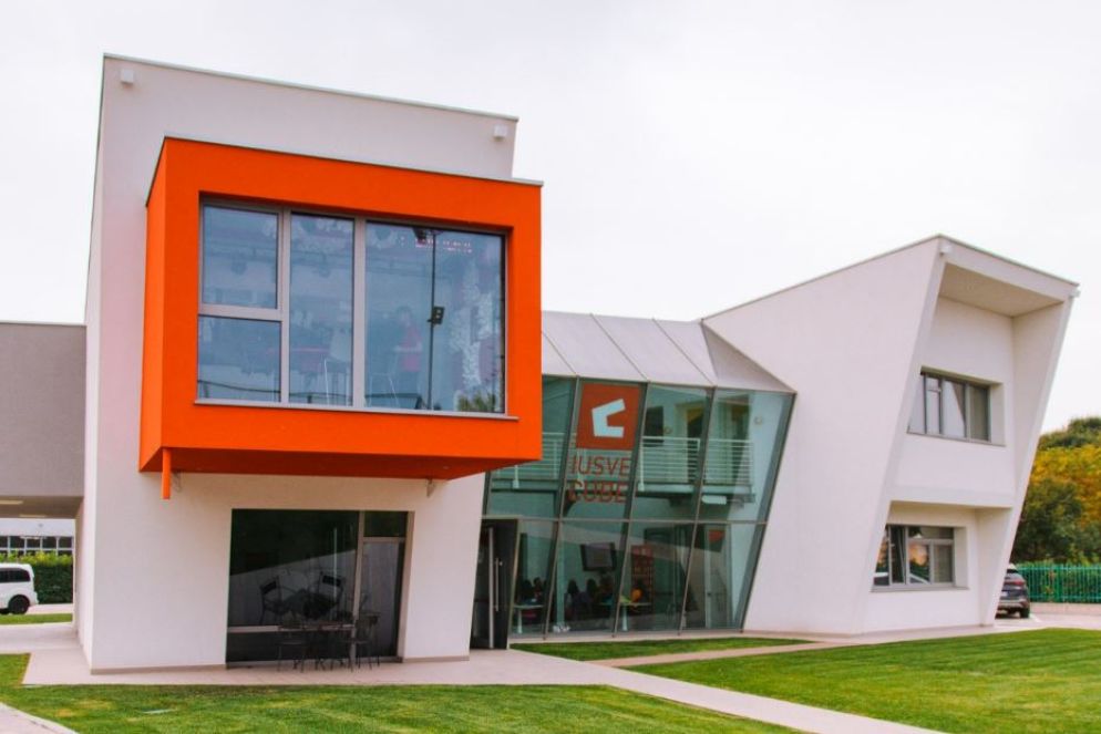 La sede di Cube Radio