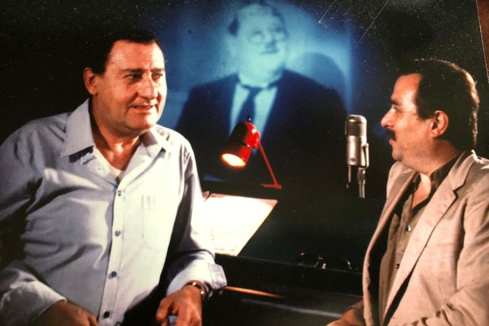 Giancarlo Governi con l'attore e regista Alberto Sordi con cui ha curato la docuserie Rai "Storia di un italiano" - .