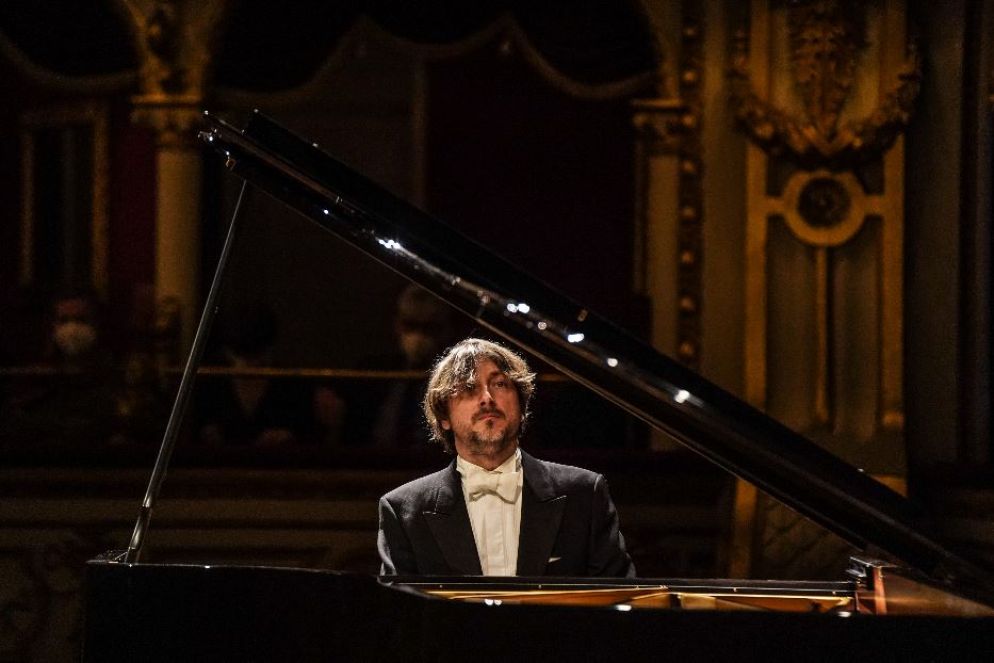 Il virtuoso Francesco Libetta in concerto sulle musiche di Ezio Bosso - Foto Clarissa Lapolla