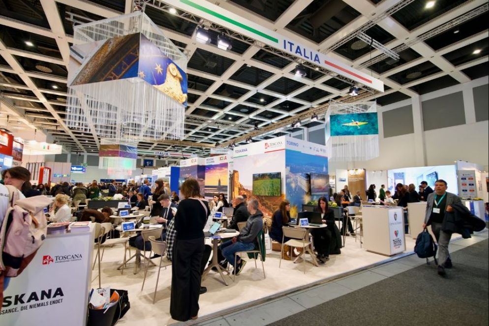 Lo stand promosso da Enit con gli operatori italiani alla fiera itb di Berlino - Ufficio stampa