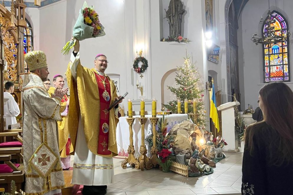 Il nunzio a Kiev, l’arcivescovo Visvaldas Kulbokas, durante la Messa di Natale dello scorso anno - Gambassi