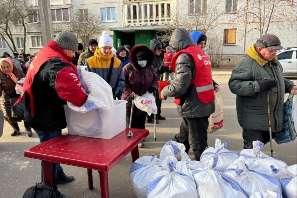 La distribuzione degli aiuti umanitari da parte di Caritas-Spes - Gambassi