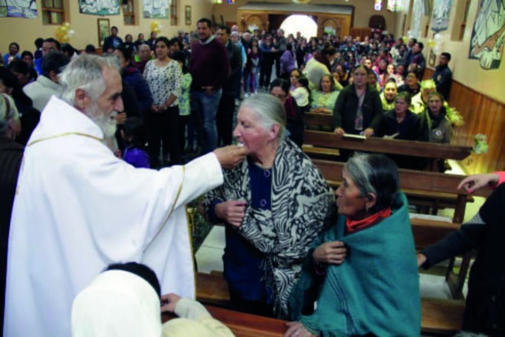 Don Antonio Polo, salesiano, dal 1970 in Ecuador - -