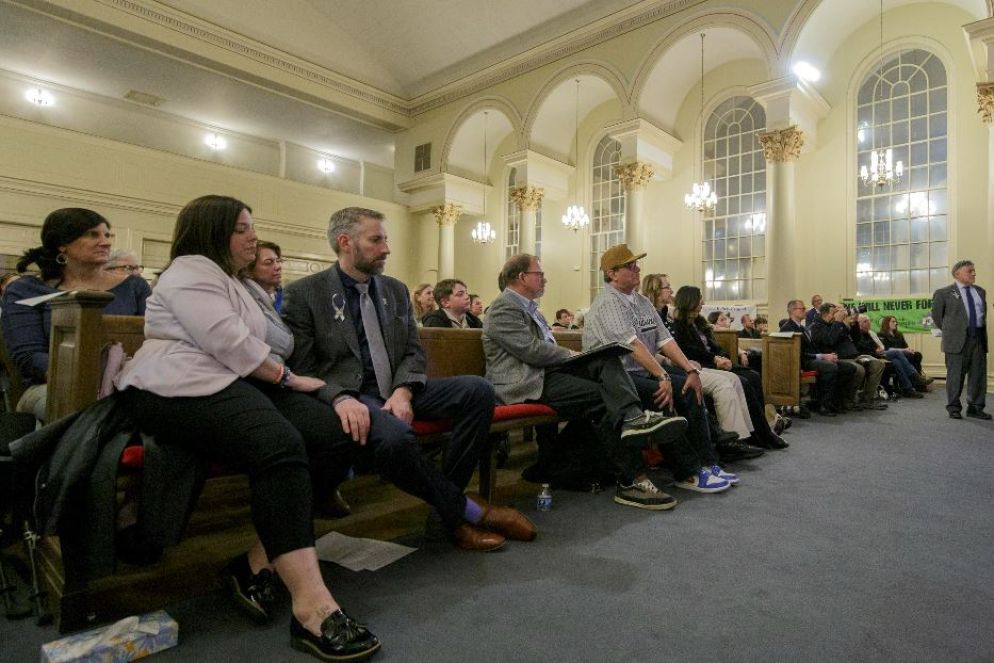 La commemorazione della strage avvenuta 25 anni fa a Denver, in Colorado - ANSA