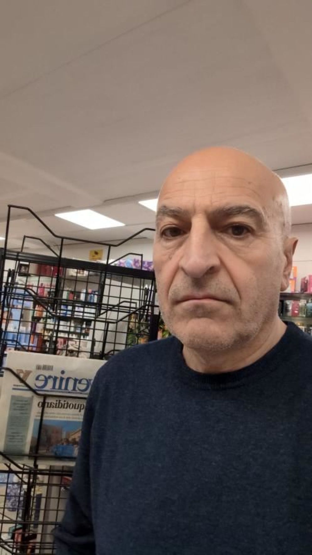 Roberto Serafini, vicesindaco di Amatrice ed edicolante - Web