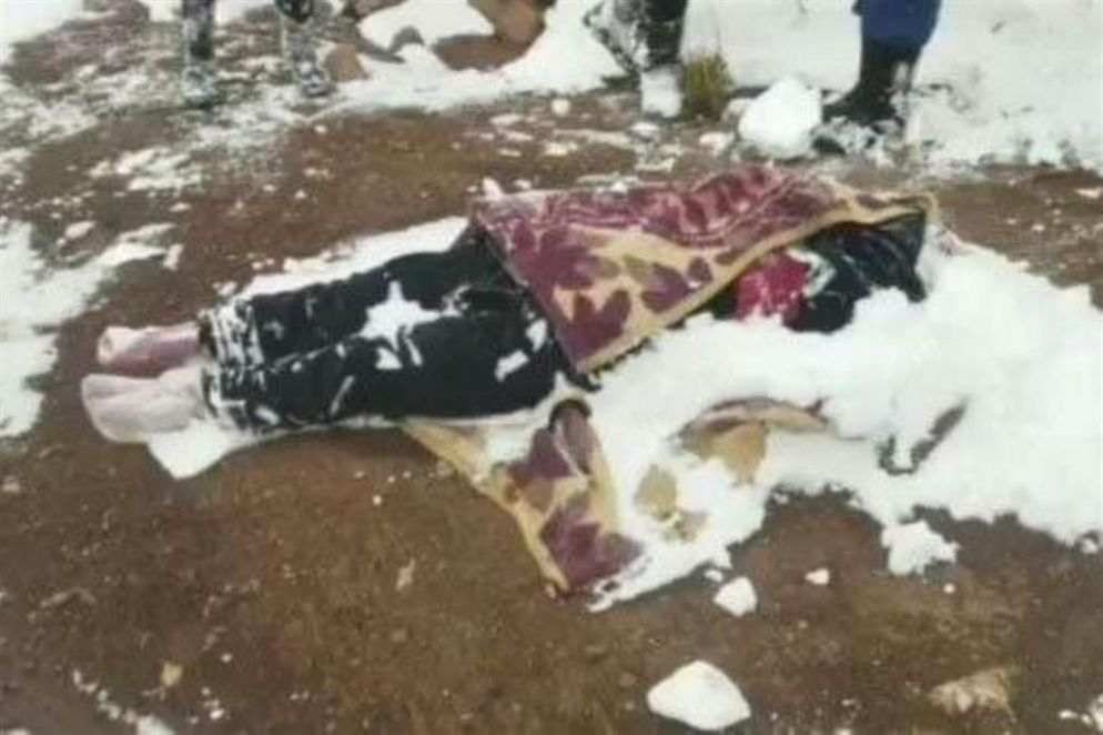 La donna migrante morta assiderata al confine tra Turchia e Iran - Demokrat.tv