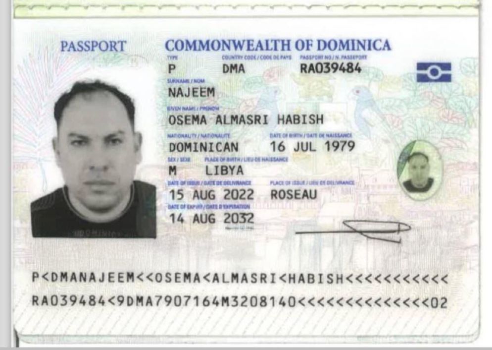 Il passaporto della Dominica, il paradiso fiscale di cui il generale Almasri è cittadino. L’ufficiale libico possiede documenti di identità anche della Turchia