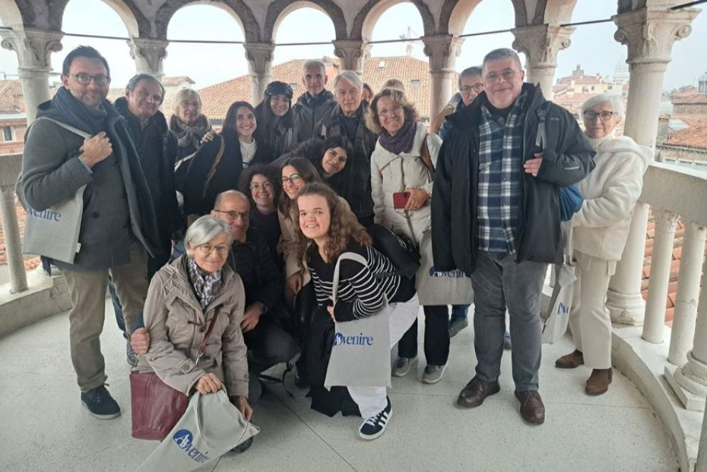 Vivi Avvenire a Venezia, un gruppo di partecipanti in cima alla Scala Contarini del Bovolo - G.Matarazzo