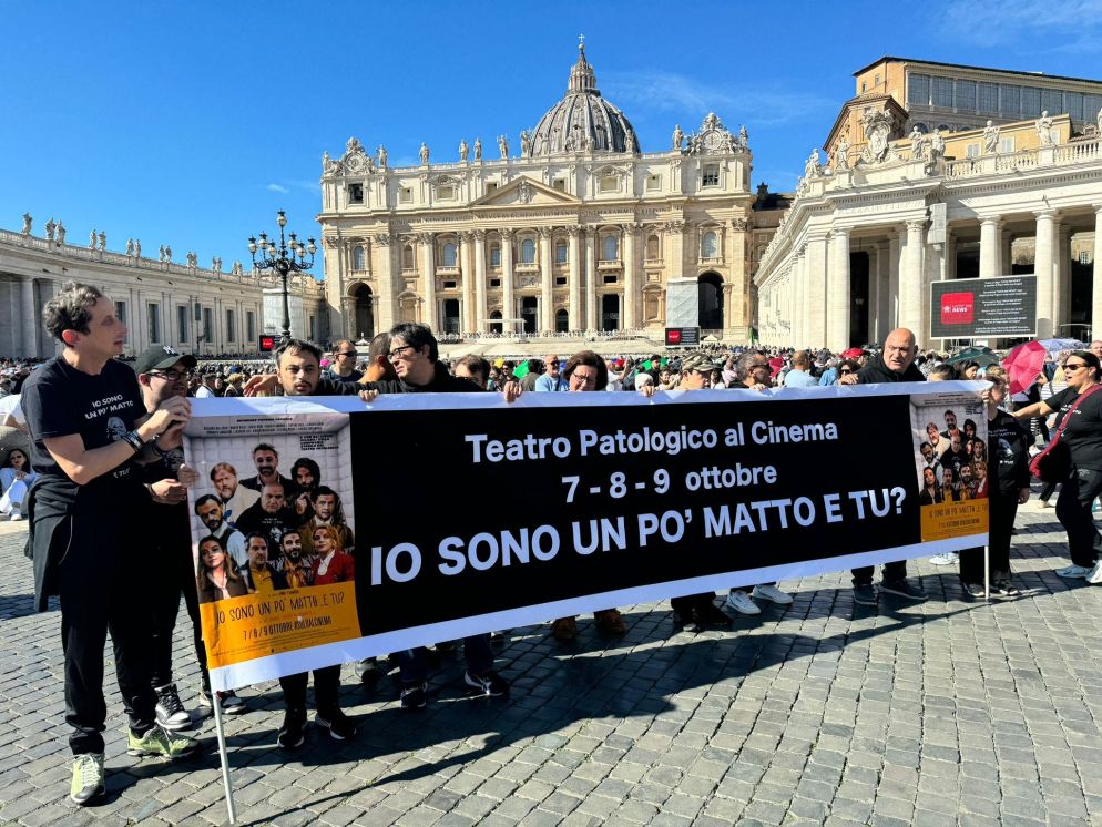 L'associazione Teatro Patologico all'Angelus del Papa - Ufficio stampa