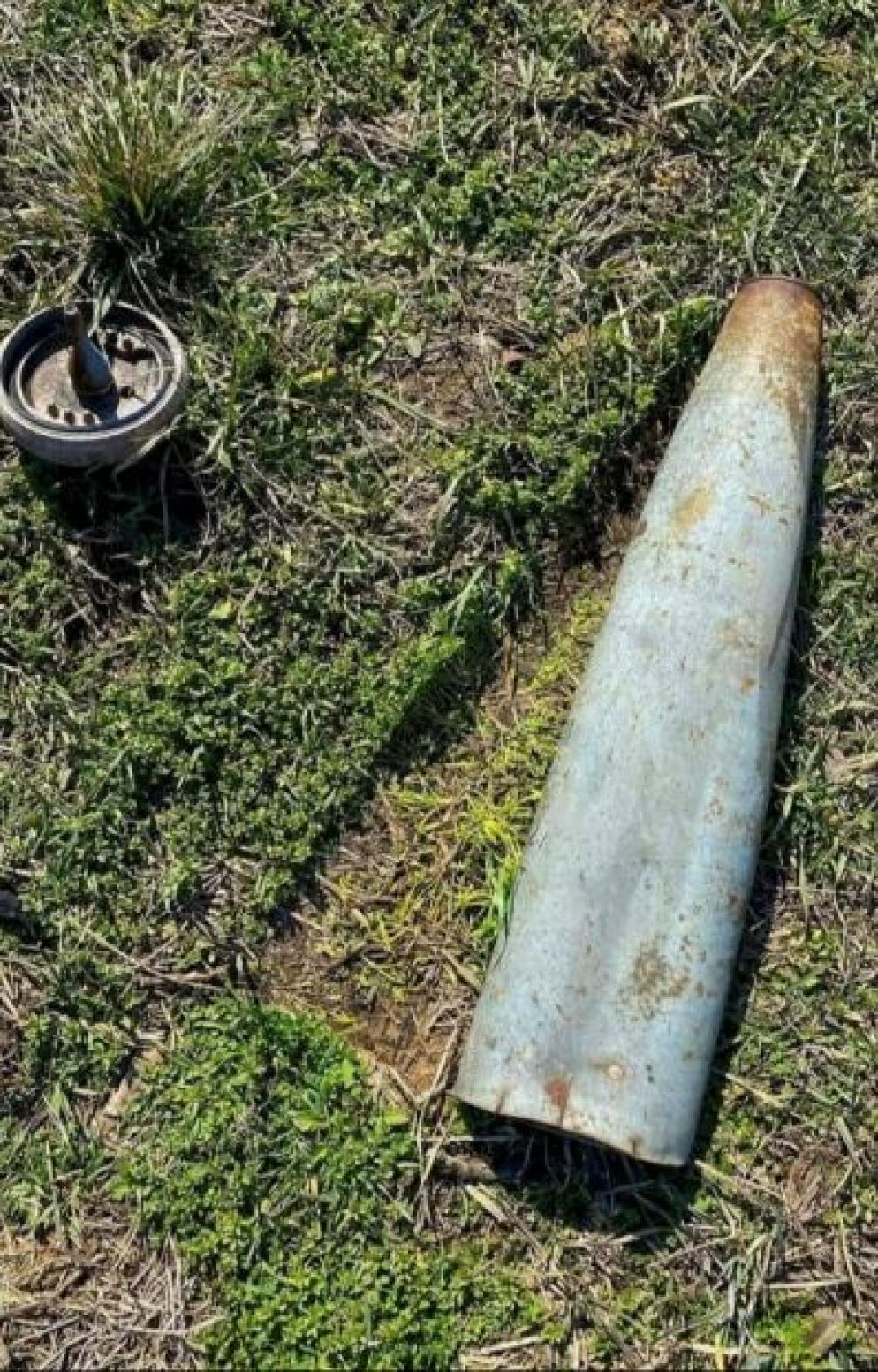 Mine nei campi agricoli - Un gruppo di agricoltori