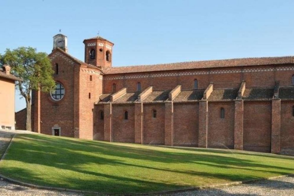 Particolare dell’abbazia cistercense di Morimondo a sud di Milano, al confine con il territorio di Pavia - .