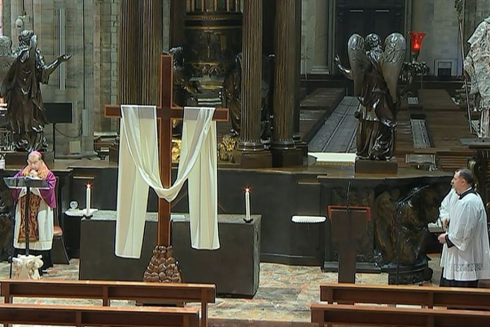 L’arcivescovo di Milano, Mario Delpini, presiede la Via Crucis quaresimale - Chiesadimilano.it