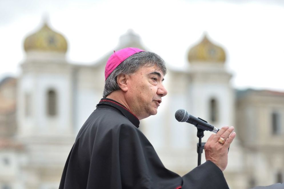 L'arcivescovo don Mimmo Battaglia - Siciliani