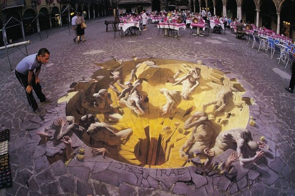 Kurt Wenner, street art painting, Sagrato di Grazie, Mantova 1991.