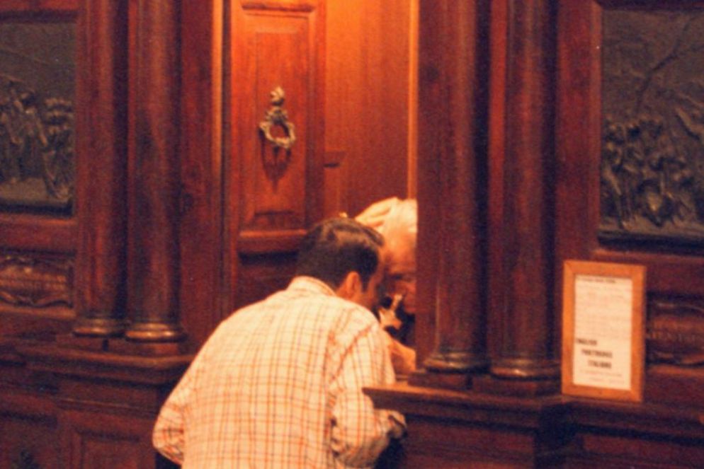 Un penitente al confessionale - Siciliani