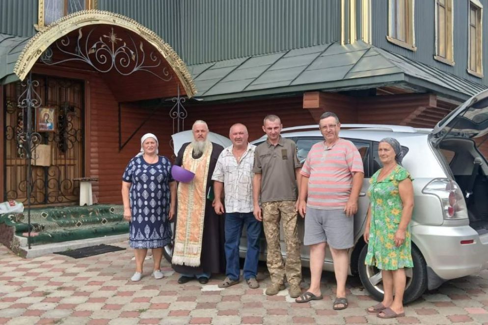 L'auto donata all'esercito ucraino dalla parrocchia di San Michele nel villaggio di Zeleniv, - church.ua