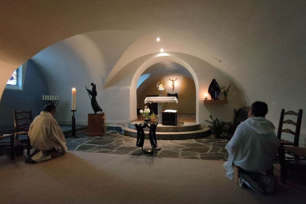 Luogo di preghiera, silenzio, ascolto: la cripta dell'ospizio del Gran San Bernardo - .