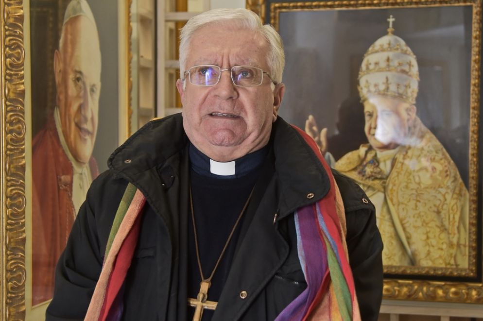 Il vescovo Giovanni Ricchiuti - .