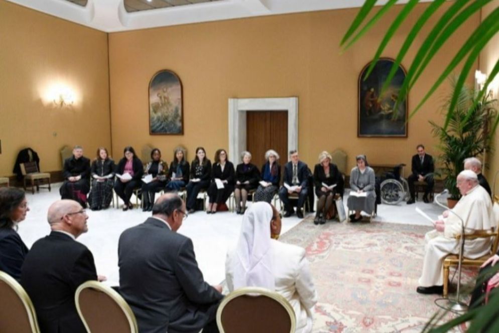 Papa Francesco riceve il cosiglio d'amministrazione della Fondazione Conrad Hilton - foto Vatican Media