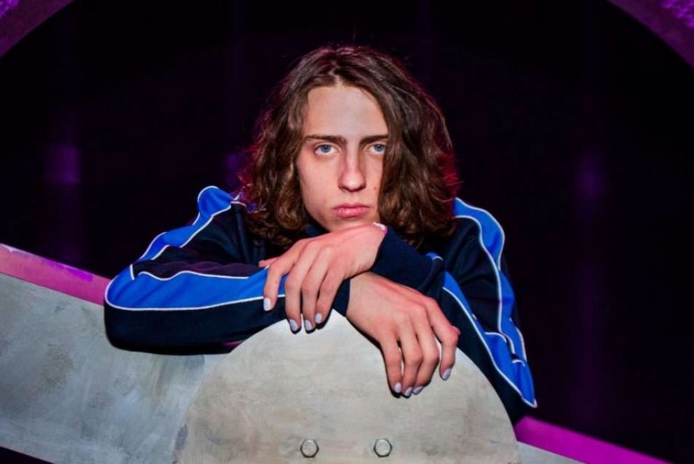 Il 18enne Sangiovanni, fenomeno del 2021, lanciatissimo a Sanremo