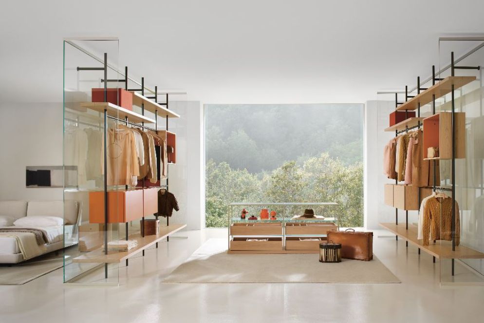 Alcuni mobili di design prodotti dall’azienda, che ha showroom in centro a Milano ea New York - Porro S.p.A.