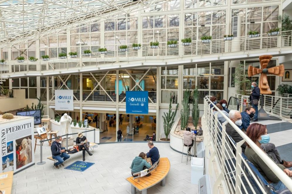 L'interno del Policlinico Gemelli di Roma