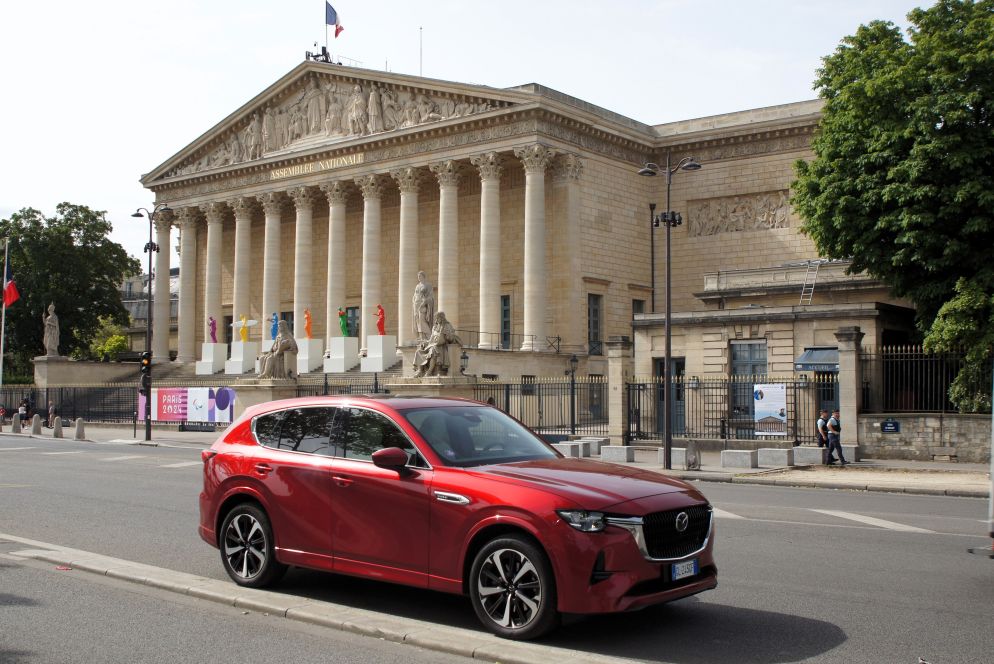 L'Assemblea Nazionale - .