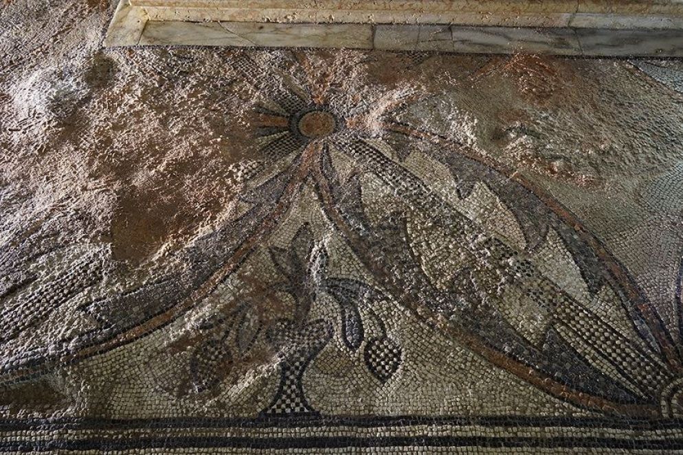 Altare dela Santissimo: rigonfiamenti con conseguente perdita di materiale - Procuratoria di San Marco