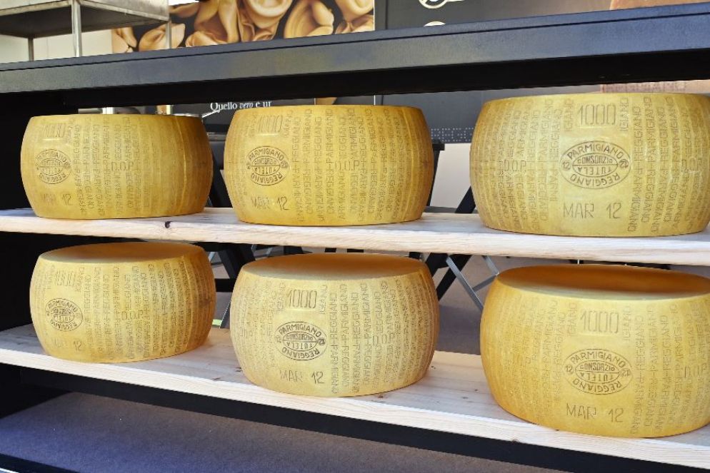 In testa alla classifica degli esportatori europei di prodotti lattiero-caseari verso la Cina, per un valore di 211,5 milioni di dollari nel 2023 e ulteriori 115,3 milioni di dollari tra gennaio e luglio di quest'anno. Al secondo posto l'Italia, che lo scorso anno ha esportato prodotti per 64,9 milioni di dollari e altri 43,2 milioni di dollari nei primi sette mesi del 2024. - Imagoeconomica